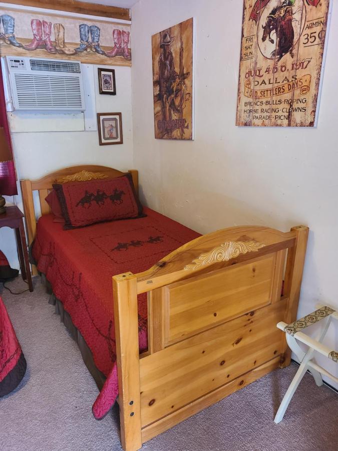 קנטון Buffalo Girls Hotel מראה חיצוני תמונה