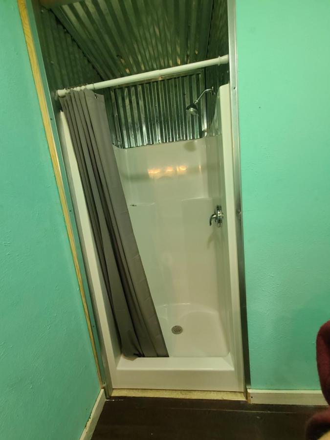 קנטון Buffalo Girls Hotel מראה חיצוני תמונה