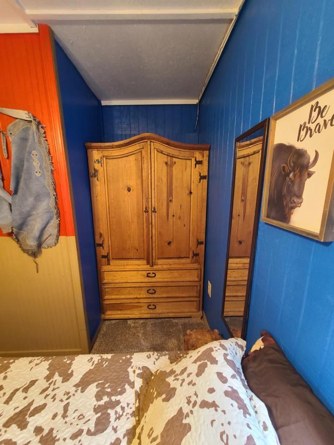קנטון Buffalo Girls Hotel מראה חיצוני תמונה