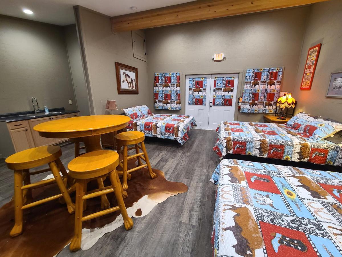 קנטון Buffalo Girls Hotel מראה חיצוני תמונה